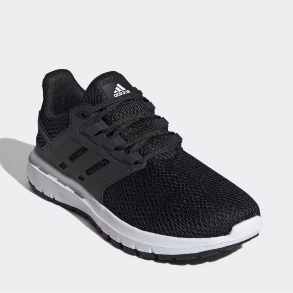 adidas women black Ultimashow Shoes NEW IN BOX